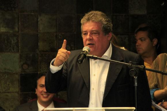 Silvio Costa chama oposição de "pseudopaladinos da ética". Foto: Sérgio Bernardo/JC Imagem