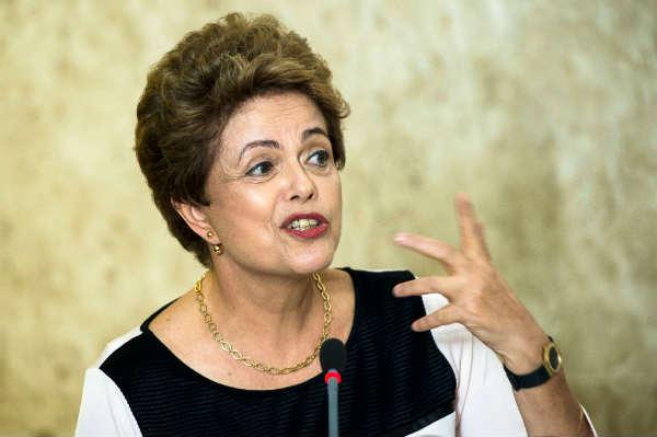 Para os defensores de Dilma, uma mudança no regimento interno estaria em desacordo com a posição do STF