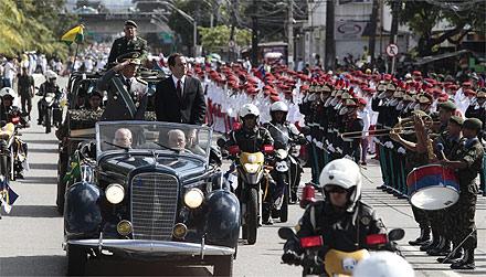 Imagem do desfile. Foto: Guga Matos/JC Imagem