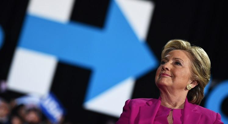 "As raízes dos Clinton, em particular de Hillary, são profundas em Silicon Valley", enfatizou Melinda Jackson. AFP PHOTO / JEWEL SAMAD