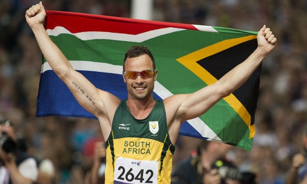 Campeão paralímpico sul-africano Oscar Pistorius precisou vender a casa para poder pagar os advogados que o defendem no julgamento pelo assassinato de sua namorada / Foto: Site de Oscar Pistorius/Reprodução