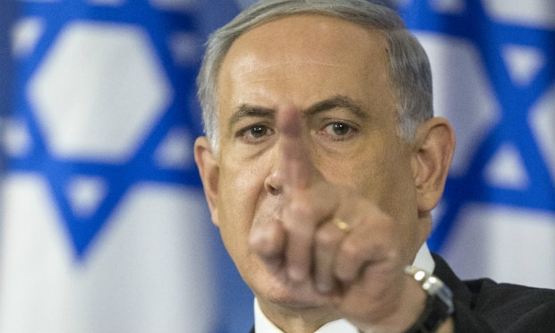 Para Netanyahu, ninguém está salvo do poder bélico israelense. / Foto: Jack Guez/ AFP