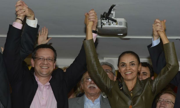 Na foto, o candidato a vice, Beto Albuquerque, e Marina Silva / Foto: Valter Campanato/Agência Brasil