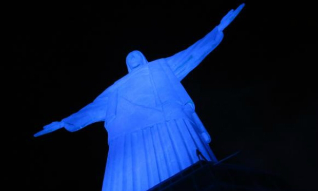 O Cristo Redentor será iluminado de azul neste mês de novembro, dedicado ao combate ao câncer de próstata  / Foto: Arquivo/Agência Brasil