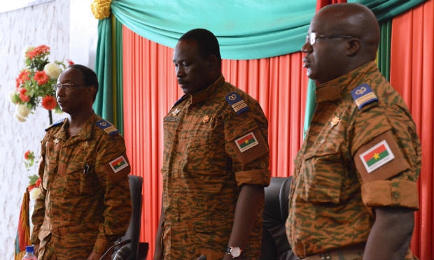 União Africana pede que exército burkinense restitua poder em duas semanas