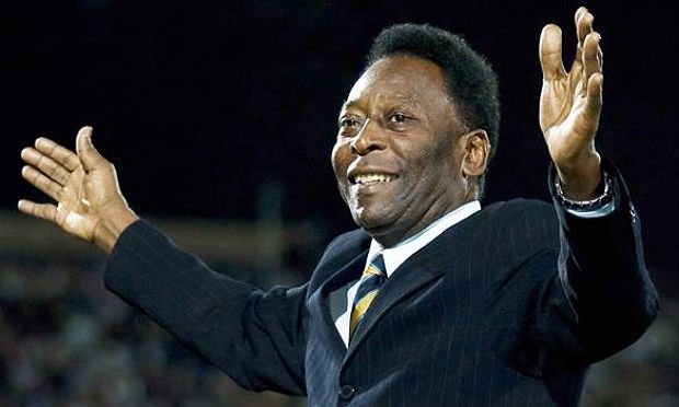 No início do mês, Pelé foi internado após sentir fortes dores abdominais / Foto: AFP
