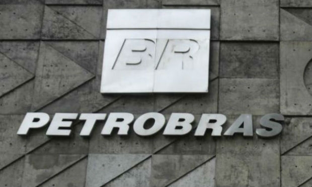 Petrobras cai mais de 9% e afeta Bolsa brasileira