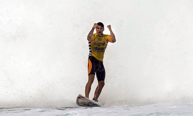 Medina é o primeiro brasileiro campeão mundial de surfe / Foto: AFP