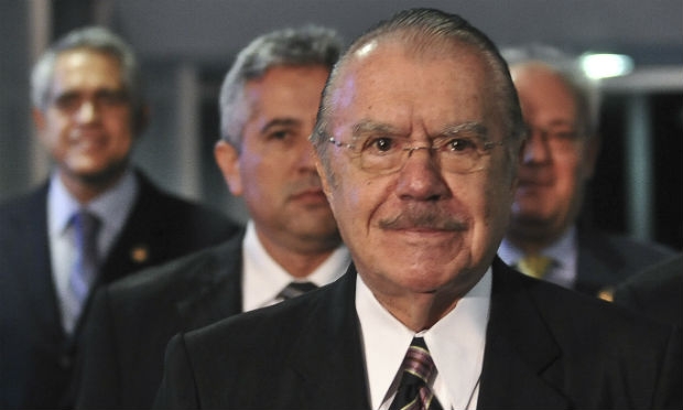 Texto apresenta Sarney como um político oligárquico que se beneficia de luxuosas homenagens / Foto: Agência Brasil