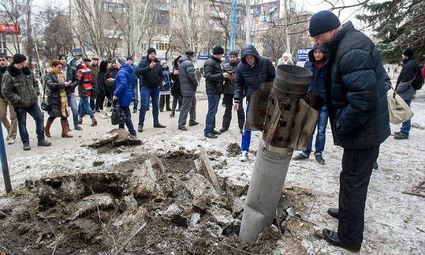 Quartel-general antiterrorista é atingido por foguete no Leste da Ucrânia
