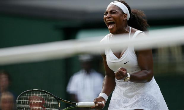 A americana Serena Williams (foto), líder do ranking mundial, derrotou a irmã mais velha Venus / Foto: AFP
