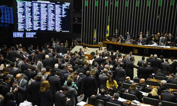 Votação dos destaques apresentados ao texto ficou para a próxima terça, dia 14 / Foto: Agência Brasil
