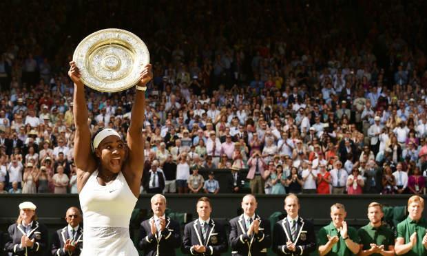 Serena ampliou a vantagem sobre as concorrentes. / Foto: AFP