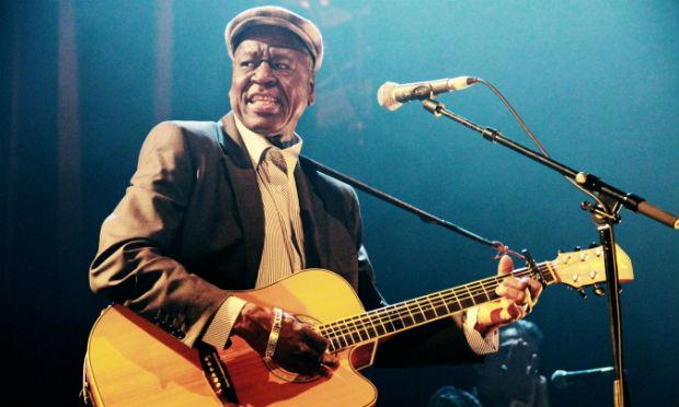 Boubacar Traoré é confirmado no Festival Mimo em Olinda