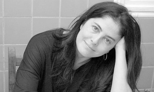 A escritora argentina Selva Amada comenta o seu primeiro romance nesta segunda (5), na Bienal de Pernambuco / Foto: divulgação
