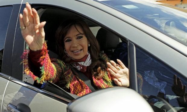 Cristina Kirchner deixa o poder depois de 12 anos