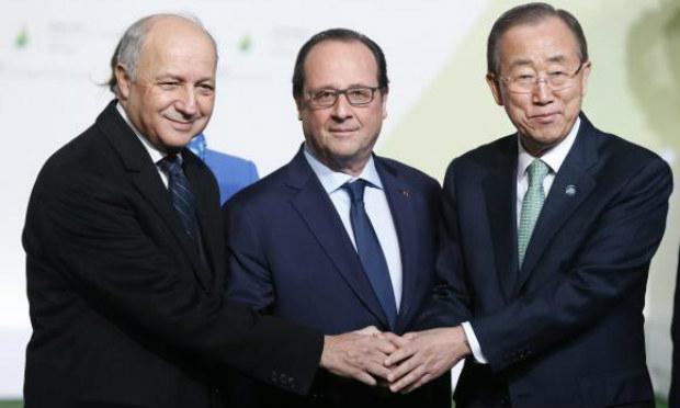 Hollande diz que aprovação de acordo sobre o clima pode mudar o mundo