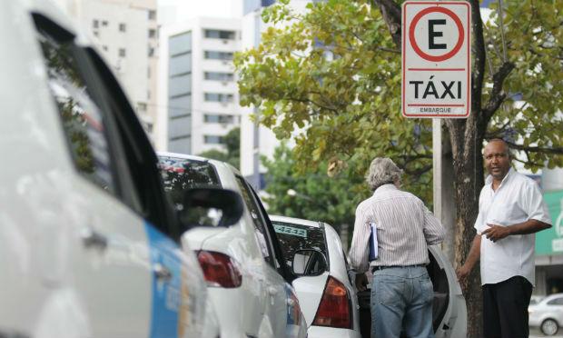Táxis de outros municípios poderão circular no Recife no Réveillon