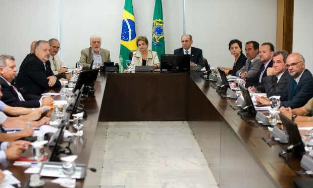 Dilma acabou participando de um encontro com diversos ministros para traçar ações no combate ao  Aedes / Foto: Agência Brasil