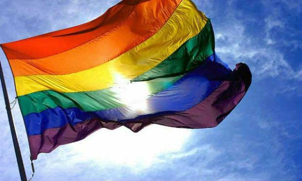 A iniciativa de um grupo de direito LGBT com a Prefeitura da cidade representa a primeira do tipo no país / Foto: Reprodução