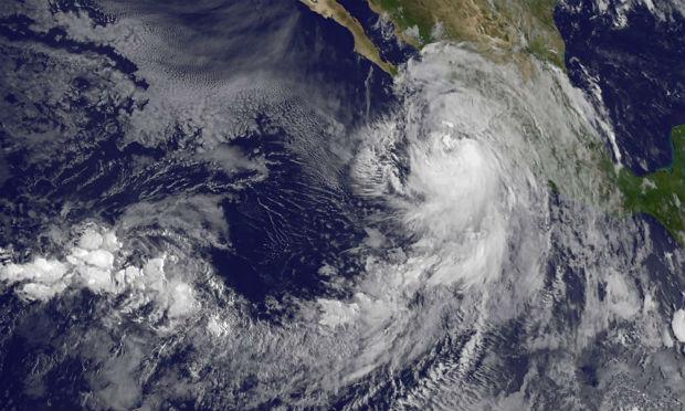 Tempestade tropical já deixou três mortos / Foto: AFP