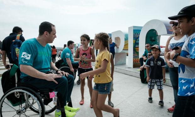 O Rio de Janeiro tem uma "acessibilidade péssima", afirma a superintendente do Instituto Brasileiro dos Direitos da Pessoa com Deficiência (IBDD), Teresa Costa Amaral. / Foto: AFP.