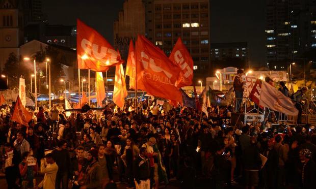 Manifestantes condenaram a reação da PM aos atos pacíficos contra Temer / Foto: EBC