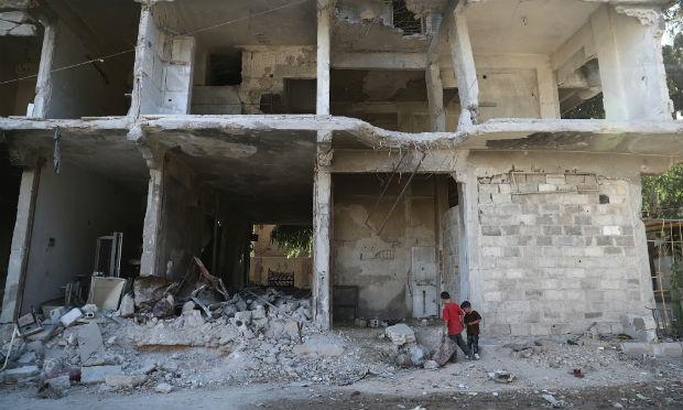 A ONU recebeu em 6 de setembro uma autorização do governo sírio para dividir a ajuda em algumas localidades cercadas na Síria. / Foto: Abd Doumany / AFP