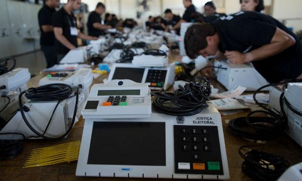 O processo inclui os equipamentos destinados à votação, justificativa e contingência. / Foto: Marcelo Camargo/ Agência Brasil