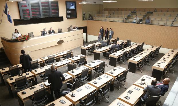 O Plenário da Câmara dos Vereadores vazia é comum durante as sessões. / Foto: JC Imagem