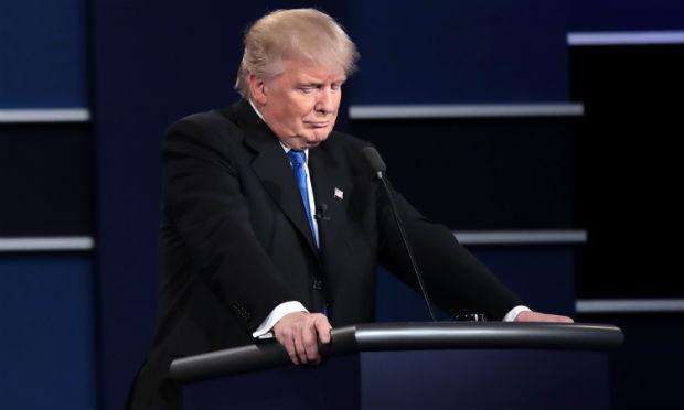 Um comediante brincou que Trump "parecia que estava lutando contra uma gripe com cocaína" / Foto: AFP