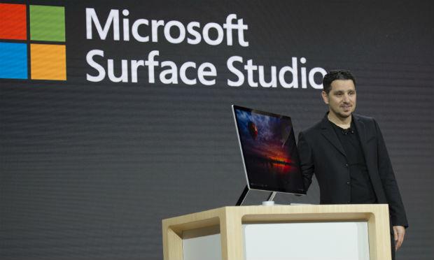 Microsoft apresenta computador de alta performance e software 3D
