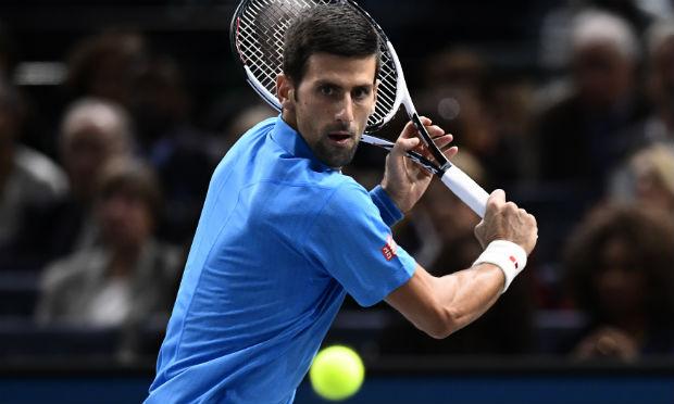 Djokovic avança às oitavas do Masters 1000 de Paris