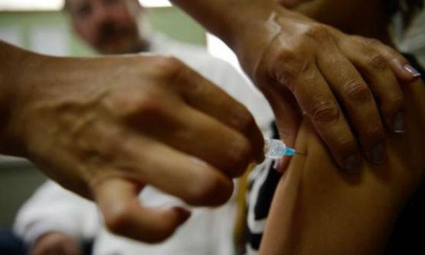 OMS anuncia vacina 'até 100% eficaz' contra Ebola