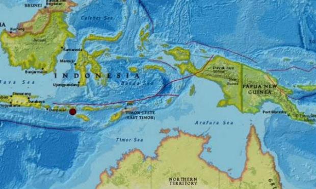 Terremoto de magnitude 6,2 atinge a costa da Indonésia