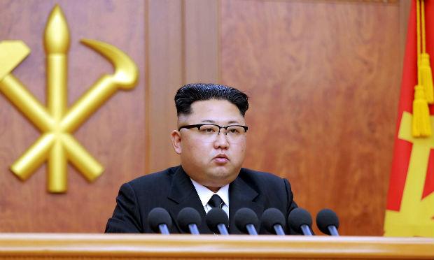 Kim disse que a Coreia do Norte desenvolveria armas até que os EUA encerrem os exercícios militares / Foto: AFP