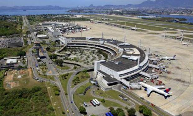 Segundo a Rio Galeão, concessionária que administra o aeroporto, o Rio-2016 ainda não pagou nem mesmo a conta de luz. / Foto: AFP