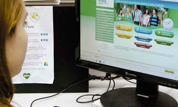 Novo sistema do Fies permite a renovação de contratos pela internet / Foto: Agência Brasil