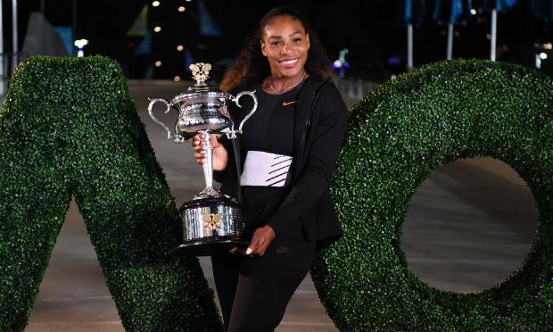 Serena agora é a maior vencedora de torneios Grand Slam na era moderna, com seu 23.º título / Foto: SAEED KHAN/AFP