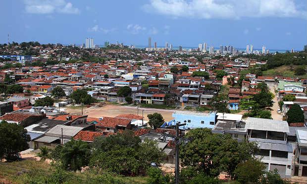 Tamanho do bairro e da população é um dos fatores que podem favorecer a ação de bandidos / Foto: Chico Bezerra/ Acervo JC Imagem