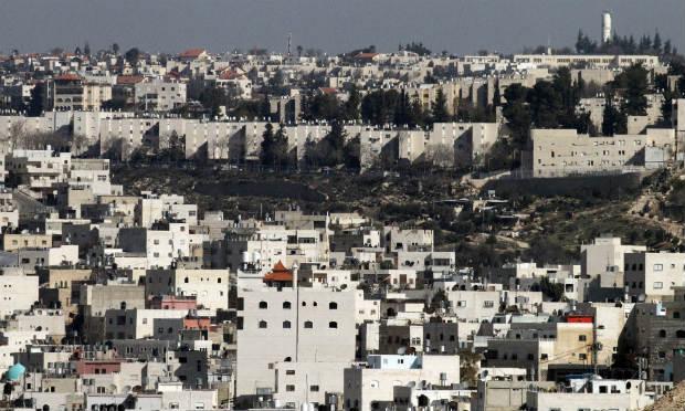 Lei israelense a favor dos colonos revolta palestinos e pacifistas