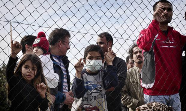 A situação ocorre, inclusive, com menores de idade. Os migrantes não têm a possibilidade de fazer valer seus direitos, sobretudo o de solicitar asilo. / Foto: AFP