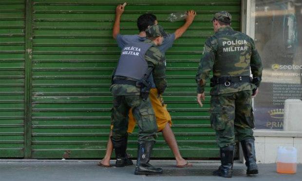 1 236 policiais voltaram ao trabalho no fim de semana, o que representa 12% do total de PMs / Foto: Tânia Rego/Agência Brasil