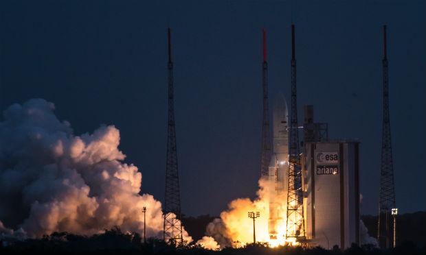 Lançamento aconteceu nessa terça-feira (14) na base espacial de Kuru, na Guiana Francesa / Foto: AFP