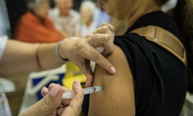 Governo libera R$ 13,8 milhões para vacinação contra febre amarela