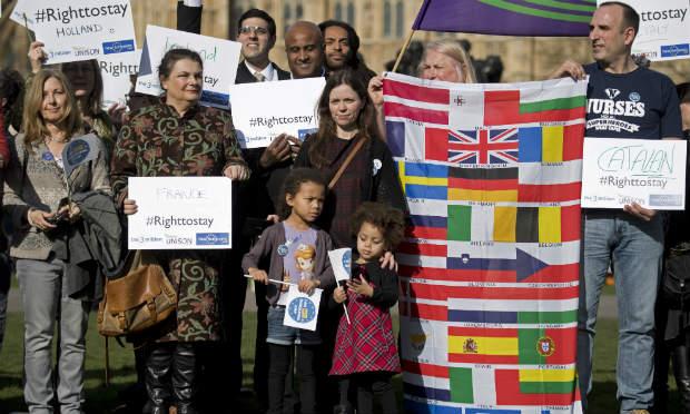 Com Brexit, centenas de europeus reclamam seus direitos no Reino Unido