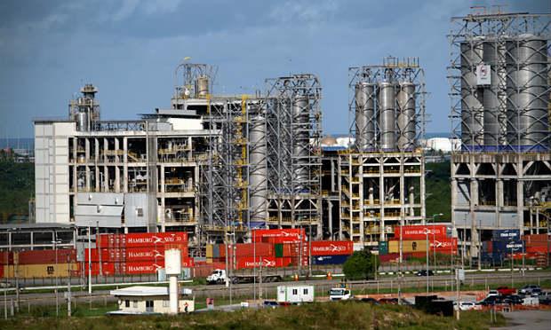 Justiça aprova Petrobras a alienar ações de subsidiárias em Pernambuco