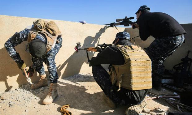 Militares americanos foram atacados na batalha de Mossul, diz coalizão