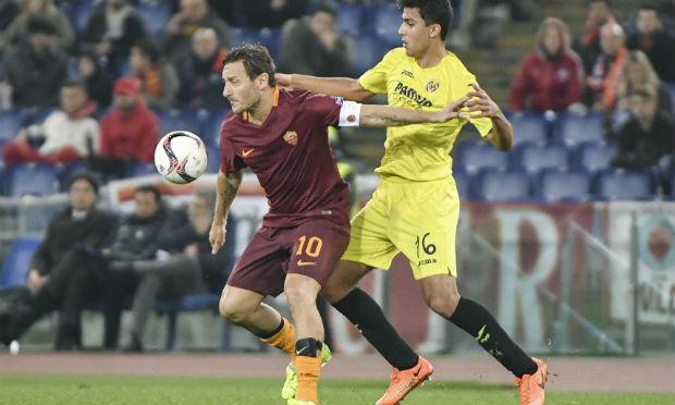 Goleada no primeiro jogo deu o conforto necessário à Roma para segurar o jogo. / Foto: AFP.