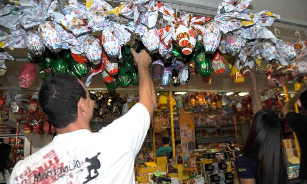 Em relação às encomendas de chocolates, os varejistas preferiram ser mais cautelosos este ano / Foto: Agência Brasil